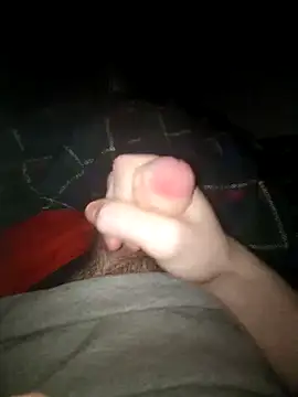 Snapshot of SoloExploder101 chatting on February 22, 2026, 1:07 am SoloExploder101 online show from February 22, 2026, 1:07 am