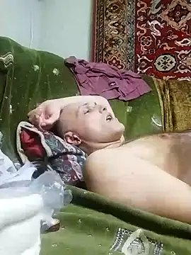 Pineapple04 online show from January 19, 2025, 8:09 pm