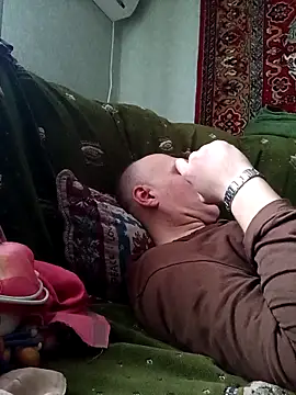 Pineapple04 online show from February 26, 2026, 1:32 pm