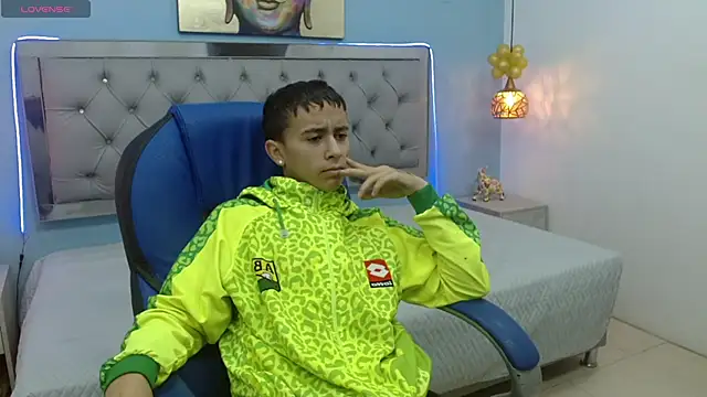 Xavii18 online show from January 25, 2025, 12:26 pm