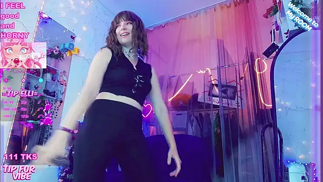 Toxic Ellies online show from December 18, 2024, 1:56 pm