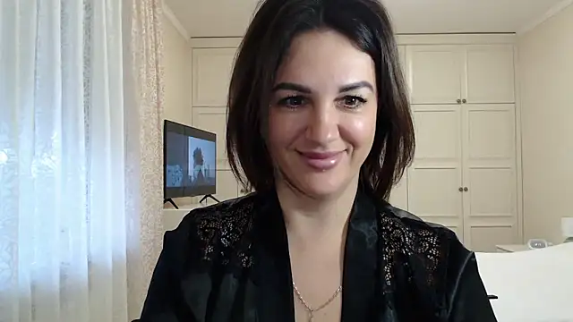 Snapshot of Dina0908 chatting on December 18, 2024, 10:19 am Dina0908 online show from December 18, 2024, 10:19 am