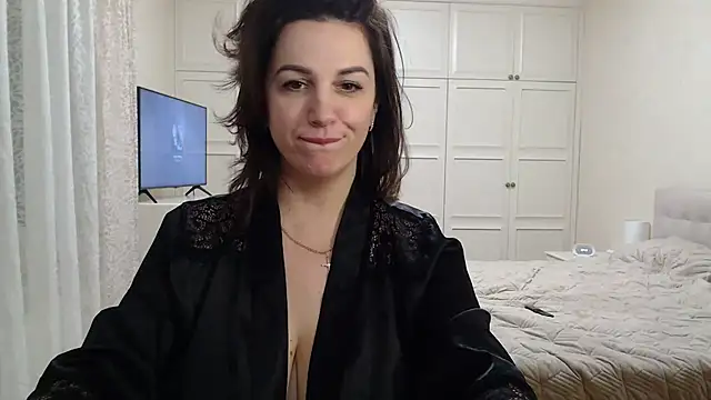 Snapshot of Dina0908 chatting on February 12, 2025, 4:44 pm Dina0908 online show from February 12, 2025, 4:44 pm