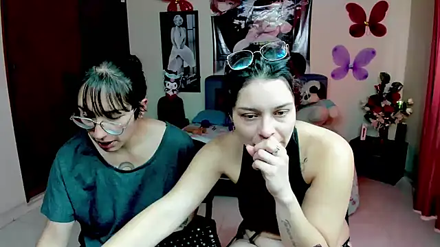 jeyloveebony online show from November 25, 2025, 1:44 pm