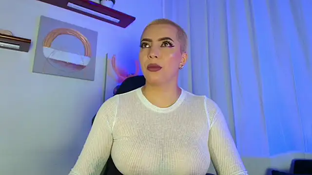 Camila Chainn online show from October 2, 2025, 4:03 pm