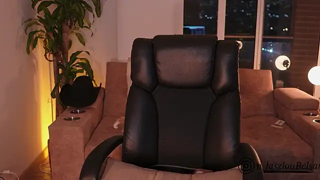 sammy laszlow online show from March 13, 2026, 2:51 am