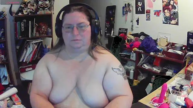 Snapshot of ShibariTurtleDuck chatting on June 4, 2026, 2:23 pm ShibariTurtleDuck online show from June 4, 2026, 2:23 pm