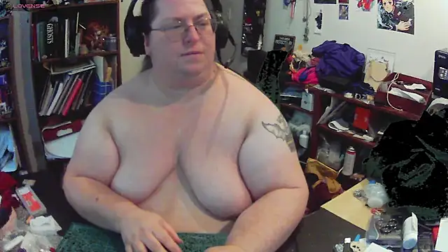 Snapshot of ShibariTurtleDuck chatting on June 10, 2026, 3:00 pm ShibariTurtleDuck online show from June 10, 2026, 3:00 pm