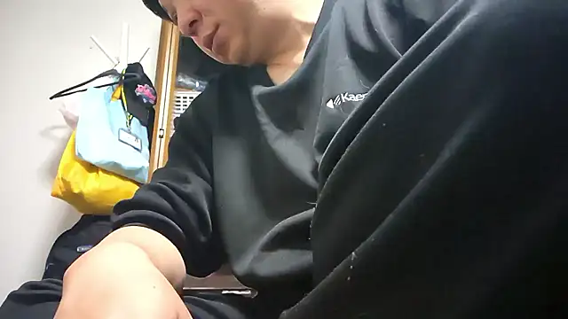 07YUKIO online show from March 29, 2026, 3:34 pm