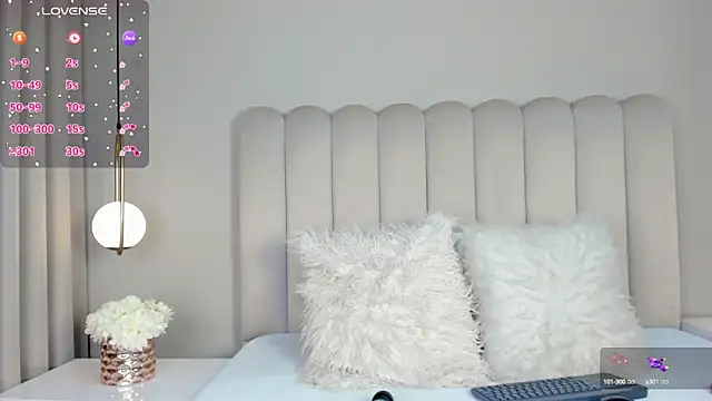 Snapshot of atenea_roberts chatting on February 5, 2025, 12:53 am atenea roberts online show from February 5, 2025, 12:53 am