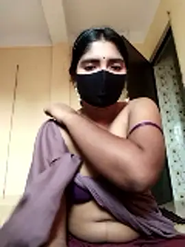 Lina-Rose online show from October 18, 2025, 1:41 am