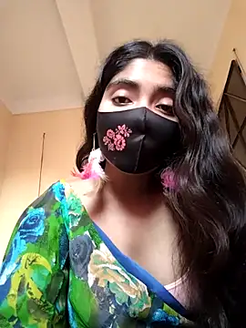 Lina-Rose online show from November 5, 2025, 1:49 am