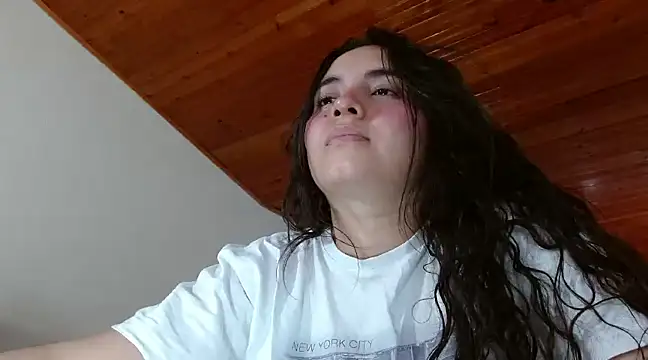 Snapshot of Cuty_sexy_hot chatting on January 9, 2025, 5:54 pm Cuty sexy hot online show from January 9, 2025, 5:54 pm