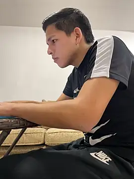 Dani202017 online show from December 13, 2024, 12:09 am