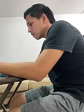 Dani202017 online show from January 21, 2025, 10:19 pm