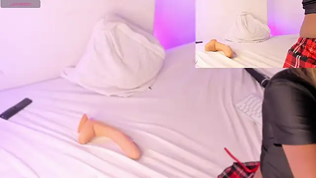 AgathaFoxy online show from February 7, 2025, 7:40 am