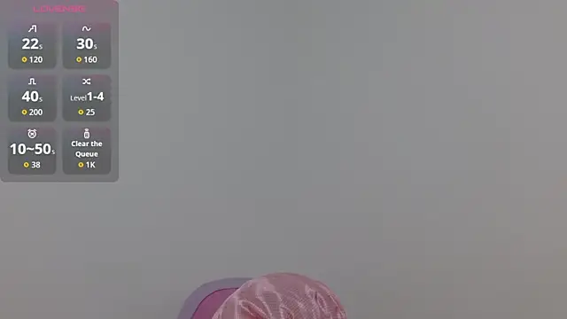 yulissa18 online show from September 15, 2025, 11:49 pm