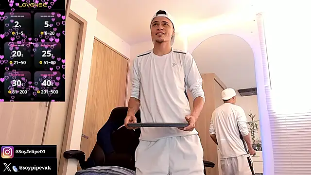 Snapshot of soyander03_ chatting on May 7, 2026, 12:10 pm soyander03 online show from May 7, 2026, 12:10 pm