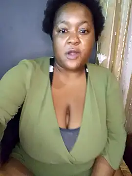 Missmoox24 online show from February 6, 2026, 5:38 pm