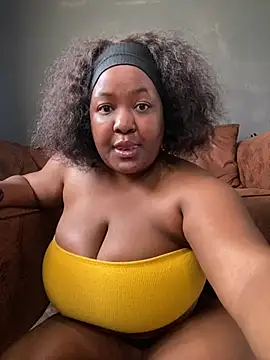 Missmoox24 online show from March 11, 2026, 10:54 am