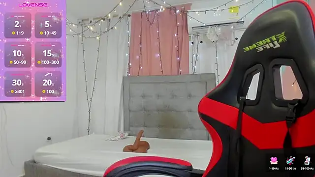 valentina 0  online show from March 8, 2025, 3:17 am