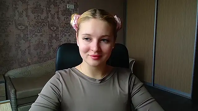 Milka kiss  online show from May 11, 2026, 9:48 am