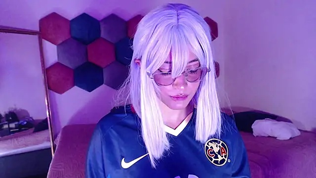 liz-beths online show from March 15, 2025, 8:54 pm