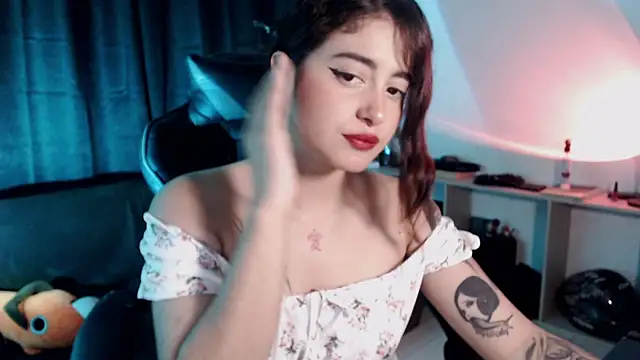 liz-beths online show from December 16, 2025, 2:49 am