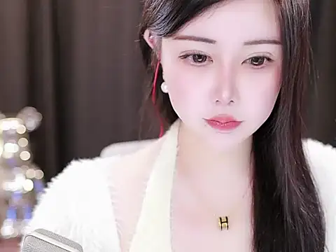 Snapshot of Qiaoqiao_ chatting on December 31, 2024, 12:15 pm Qiaoqiao online show from December 31, 2024, 12:15 pm