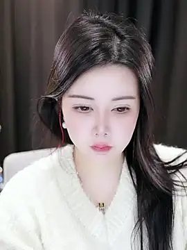 Snapshot of Qiaoqiao_ chatting on January 1, 2025, 8:47 pm Qiaoqiao online show from January 1, 2025, 8:47 pm
