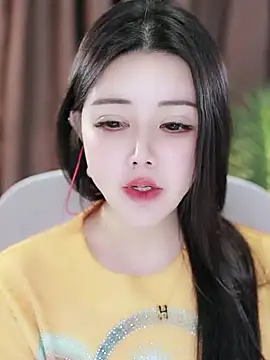 Snapshot of Qiaoqiao_ chatting on January 7, 2025, 5:09 pm Qiaoqiao online show from January 7, 2025, 5:09 pm