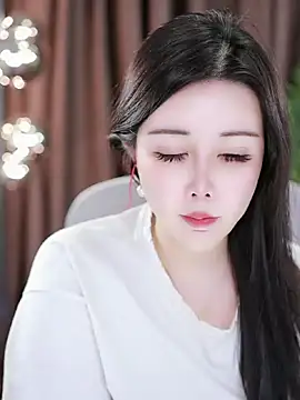 Snapshot of Qiaoqiao_ chatting on January 9, 2025, 1:56 pm Qiaoqiao online show from January 9, 2025, 1:56 pm