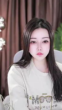 Snapshot of Qiaoqiao_ chatting on January 11, 2025, 9:04 am Qiaoqiao online show from January 11, 2025, 9:04 am