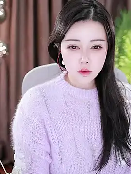 Snapshot of Qiaoqiao_ chatting on January 13, 2025, 7:21 am Qiaoqiao online show from January 13, 2025, 7:21 am
