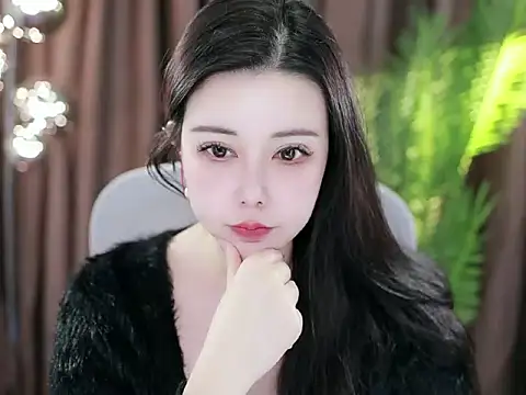 Snapshot of Qiaoqiao_ chatting on January 17, 2025, 5:08 pm Qiaoqiao online show from January 17, 2025, 5:08 pm