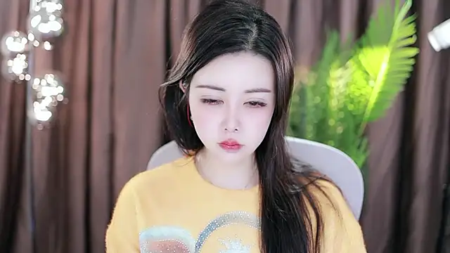 Snapshot of Qiaoqiao_ chatting on January 31, 2025, 4:06 pm Qiaoqiao online show from January 31, 2025, 4:06 pm