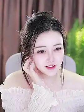 Snapshot of Qiaoqiao_ chatting on January 31, 2025, 7:08 pm Qiaoqiao online show from January 31, 2025, 7:08 pm