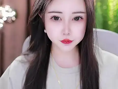 Snapshot of Qiaoqiao_ chatting on February 16, 2025, 2:10 pm Qiaoqiao online show from February 16, 2025, 2:10 pm