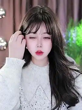 Snapshot of Qiaoqiao_ chatting on February 21, 2025, 8:29 am Qiaoqiao online show from February 21, 2025, 8:29 am