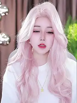 Snapshot of Qiaoqiao_ chatting on February 22, 2025, 7:45 am Qiaoqiao online show from February 22, 2025, 7:45 am