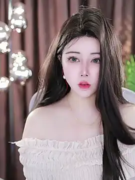 Snapshot of Qiaoqiao_ chatting on March 2, 2025, 6:05 am Qiaoqiao online show from March 2, 2025, 6:05 am