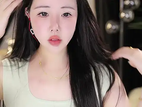 Snapshot of Qiaoqiao_ chatting on October 1, 2025, 6:19 am Qiaoqiao online show from October 1, 2025, 6:19 am