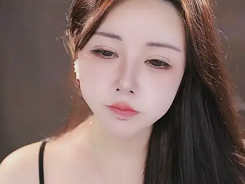 Snapshot of Qiaoqiao_ chatting on November 7, 2025, 1:55 pm Qiaoqiao online show from November 7, 2025, 1:55 pm