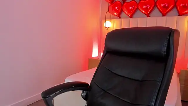 Snapshot of kosmic_Angel chatting on February 15, 2025, 6:55 pm kosmic Angel online show from February 15, 2025, 6:55 pm