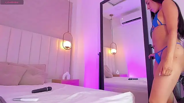 Snapshot of kosmic_Angel chatting on March 6, 2025, 12:30 pm kosmic Angel online show from March 6, 2025, 12:30 pm