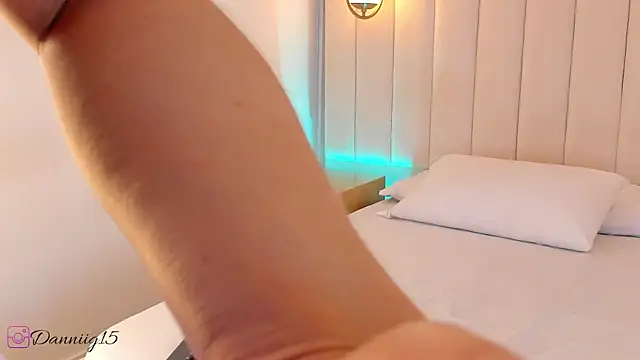 kosmic Angel online show from January 15, 2026, 1:37 pm