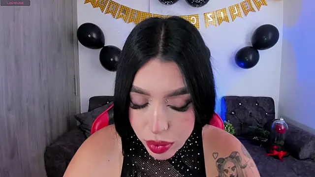 Snapshot of zoee_jackson chatting on April 19, 2026, 8:22 pm zoee jackson online show from April 19, 2026, 8:22 pm
