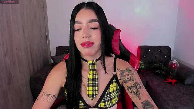 Snapshot of zoee_jackson chatting on April 24, 2026, 10:12 pm zoee jackson online show from April 24, 2026, 10:12 pm