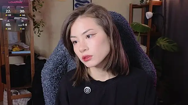 alicekiit online show from November 28, 2025, 7:33 am