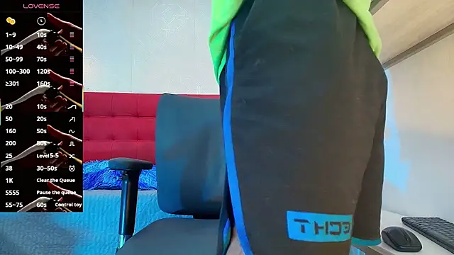 Andrey u92 online show from October 16, 2025, 7:59 pm